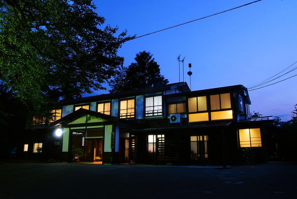 Shinano Sou Hotel Tsunan Bagian luar foto